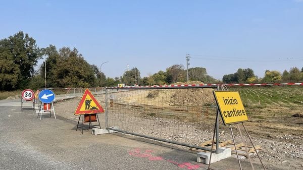 «Un freno ai data center sui campi»