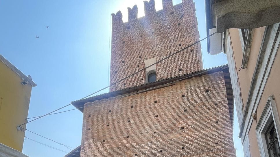 Casale compie 50 anni da città: apre la Torre Pusterla restaurata