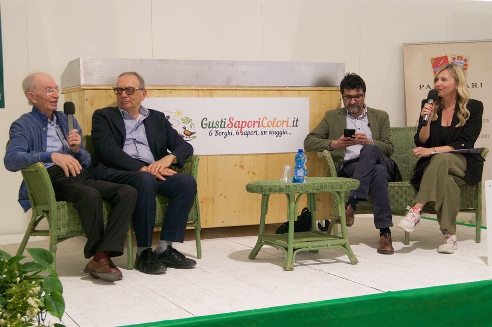Presenze record alla Fiera di Borghetto: il bel tempo trascina i visitatori - Le immagini