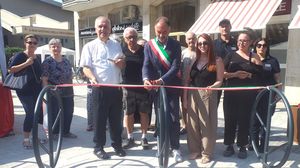 Taglio del nastro per la nuova piazza dei Fiori di Melegnano