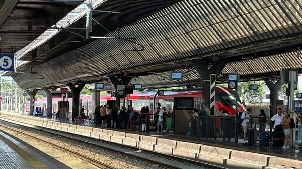 Binari fatali: dopo l’ennesimo investimento, i pendolari denunciano ancora il pericolo