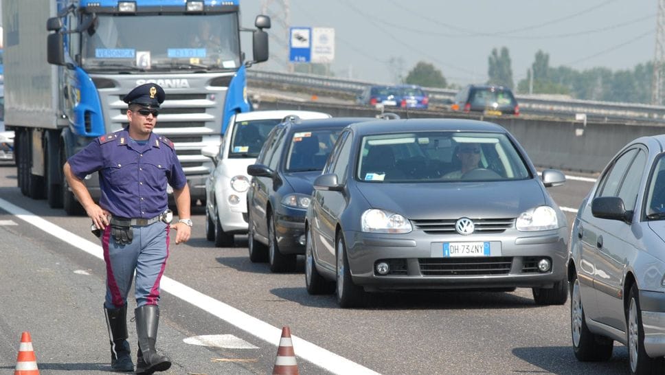 Incidente all’alba in Autostrada a Guardamiglio, due feriti trasportati in ospedale a Lodi e Rozzano
