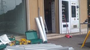 Vetrina sfondata e razzia, a Vizzolo nel mirino il bar Mamita