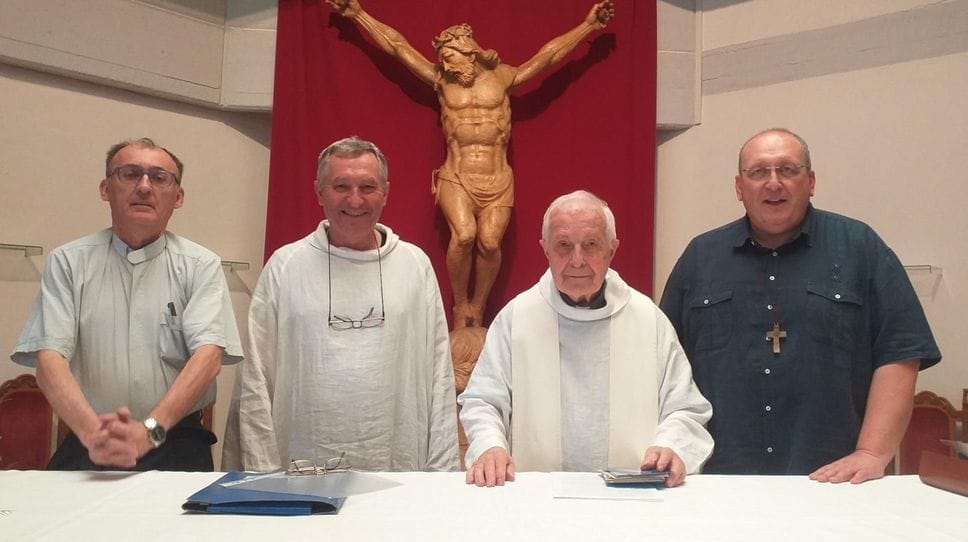 La comunità di Riozzo in festa per i 90 anni del primo parroco monsignor Sandro Bozzarelli