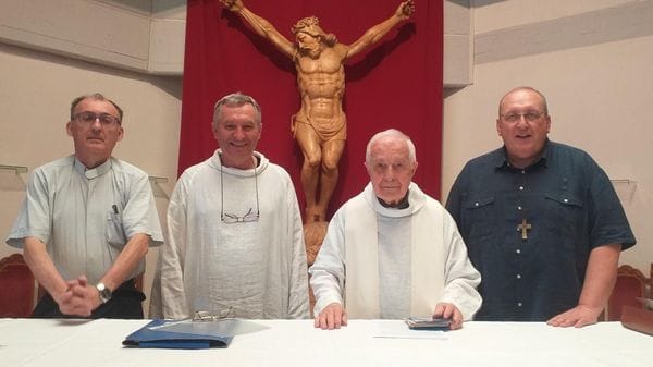 La comunità di Riozzo in festa per i 90 anni del primo parroco monsignor Sandro Bozzarelli