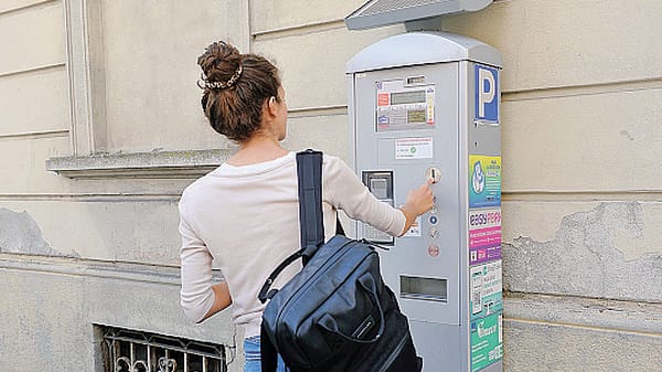 Lodi, la maxi gara per la sosta: venti milioni per la gestione