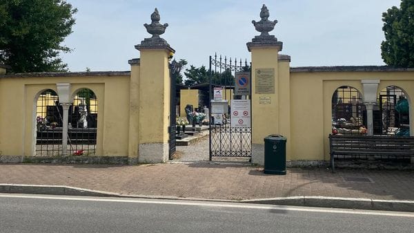San Giuliano: 85enne va a pregare sulla tomba del figlio, in due le strappano orecchini e collana