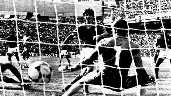«Ancora un Mondiale di calcio senza l’Italia in campo? Facciamocene una ragione e giochiamoci su»