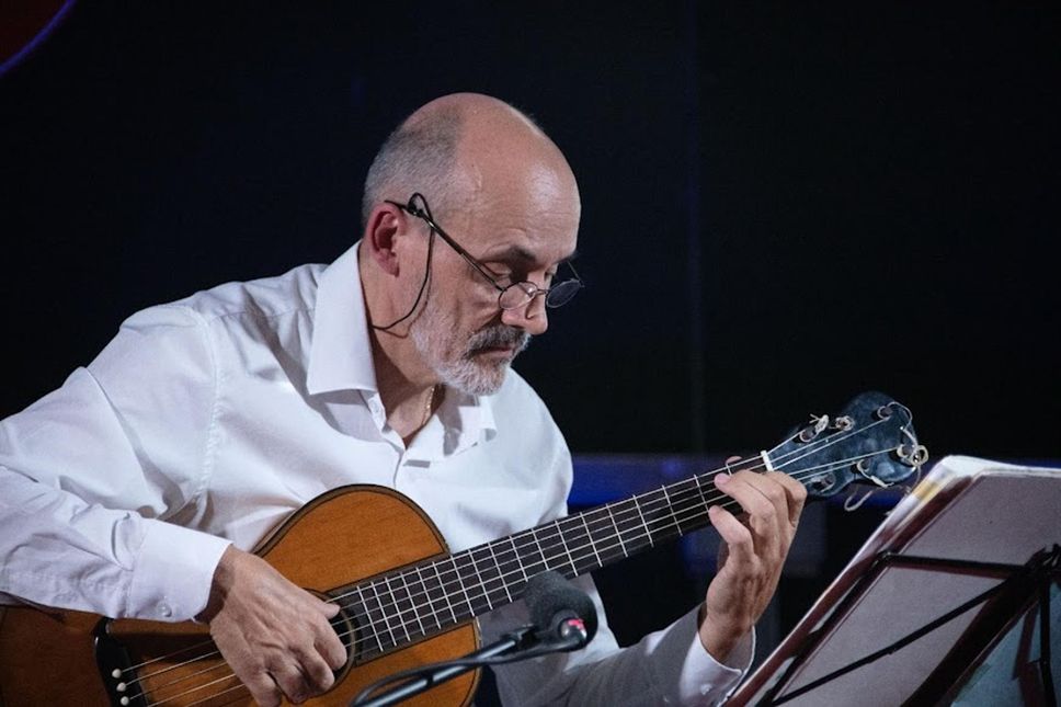“Solar, tra corde, corpi e onde”