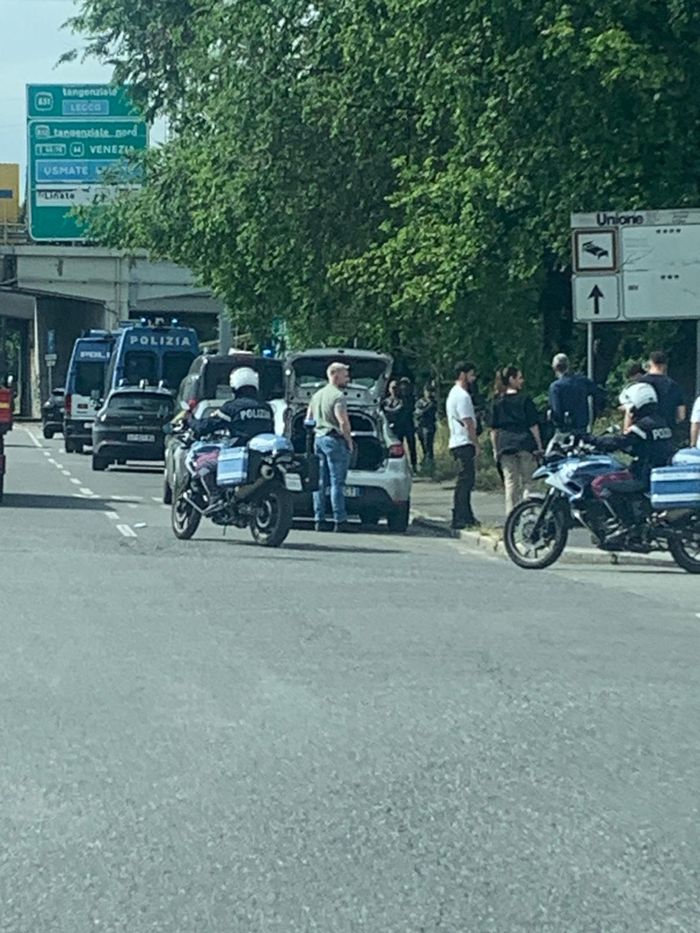 Maxi intervento delle forze dell’ordine nelle zone dello spaccio tra San Donato e Milano