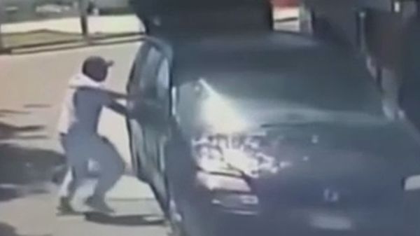 Braccianti bruciati vivi in auto,  due fermati