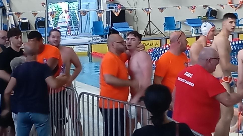 Lo Sporting centra il tris dei play off Il settebello a caccia della promozione 