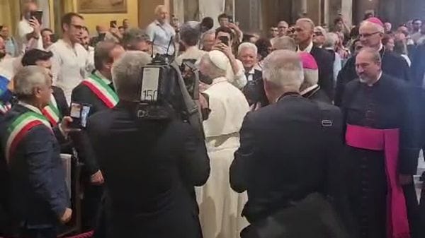 I sindaci salutano il Papa