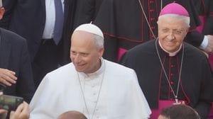 Il Papa omaggia Madre Cabrini, «vicina agli emigrati ovunque», il vescovo esalta la virtù della carità e pensa ai giovani I VIDEO DEI DISCORSI INTEGRALI