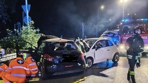 SAN DONATO Scontro tra auto, 7 persone ferite