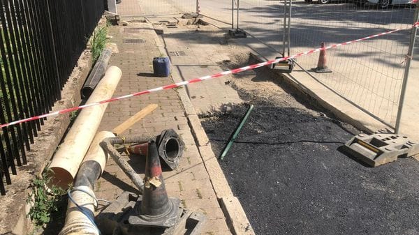 San Giuliano: black out da venerdì, si scava per cercare i guasti