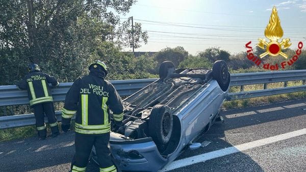Un’auto fuori strada, arriva l’elisoccorso