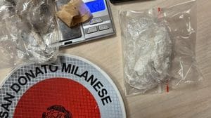 San Donato: la polizia locale sequestra 65 grammi di droga, denunciato un giovane