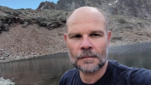 «Incuriosito da questa striscia di natura in cui l’uomo non può fare fino in fondo quello che vuole» 