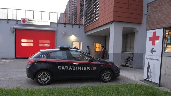 Aggredisce le infermiere: tensione all’ospedale Predabissi