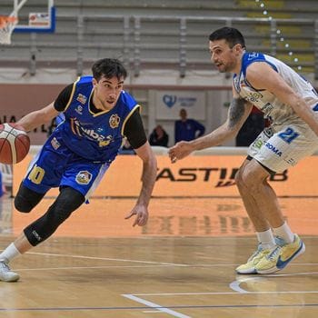 Basket - Simone Giunta nuovo play per il roster dell’Assigeco