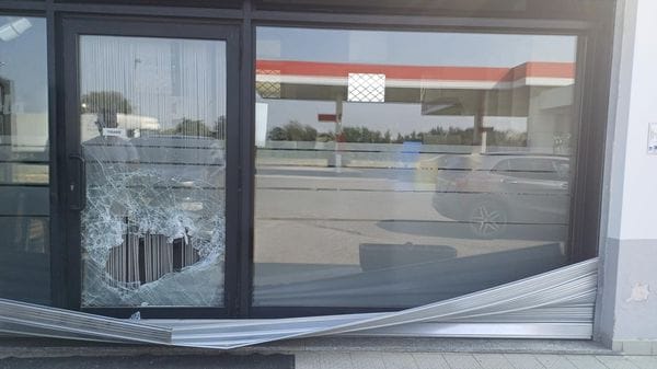 Mairago, assalto notturno al Bar Pero sulla provinciale 26