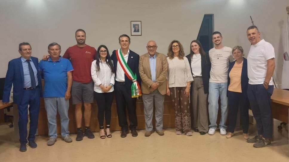 Nel primo consiglio comunale di Merlino il giuramento del neo sindaco Giuliano Sottoriva