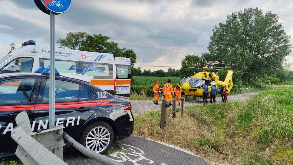 Una bambina di 11 anni investita: portata in elisoccorso al Niguarda