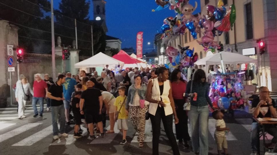 Notte bianca di Paullo: grande festa fino alle 2. La città si riempie di musica e divertimento