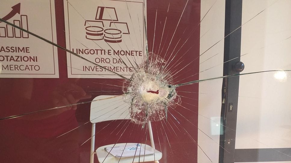 Melegnano: Compro oro scassinato, si cerca una banda specializzata