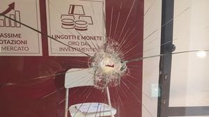 Melegnano: Compro oro scassinato, si cerca una banda specializzata