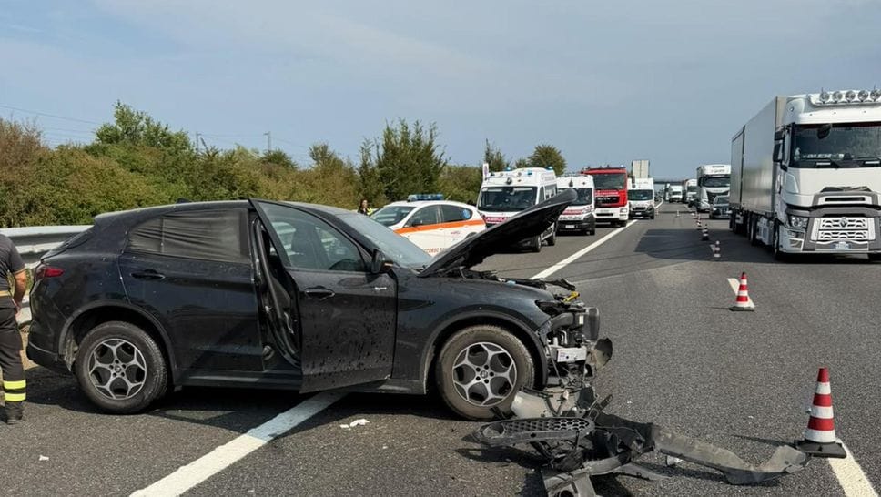 Ancora uno schianto in autostrada, tra le 4 persone coinvolte anche una bimba di 2 anni