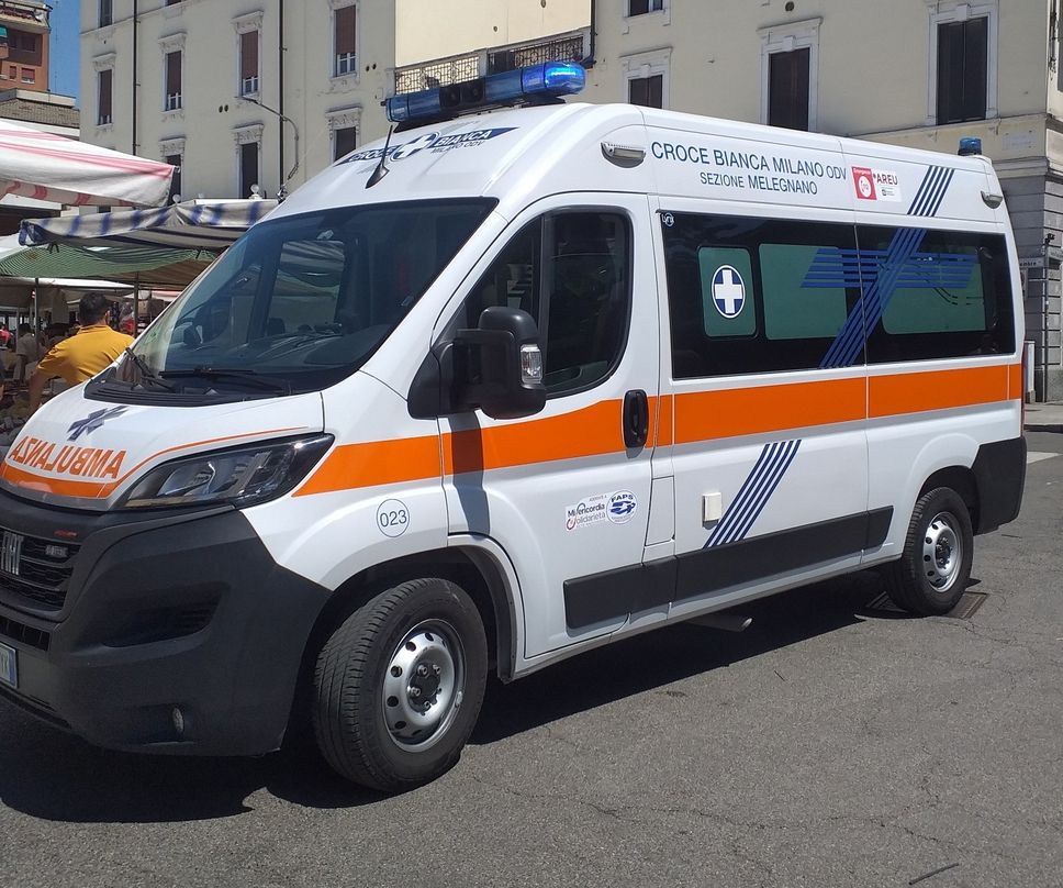 Ragazzini trovano  e consegnano il portafoglio all’80enne borseggiata al mercato di Melegnano
