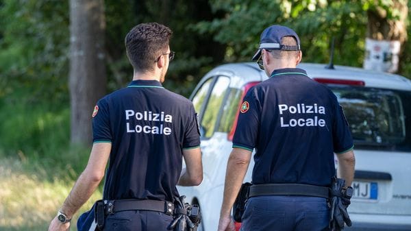 Auto dentro la Muzza, attesa l’autopsia. Il cordoglio del sindaco Felissari. Le immagini e il video