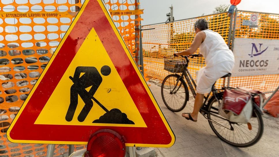 Ponte dell’Adda chiuso, i commercianti: «Da quattro mesi in attesa dei ristori»