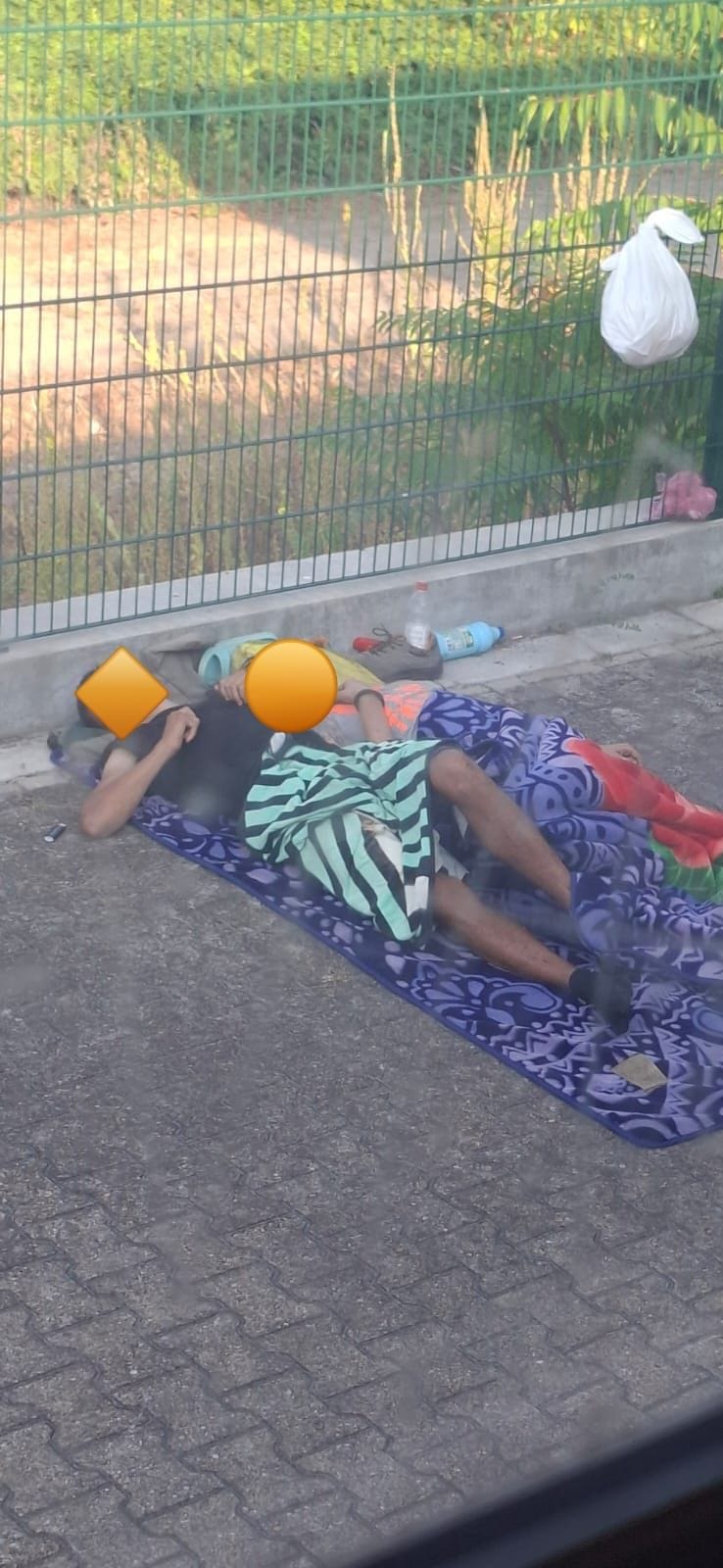 Degrado e insicurezza in stazione a San Donato, i pendolari chiedono risposte