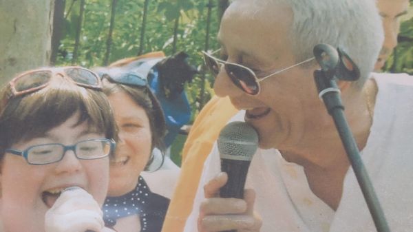«Grazie Domenico,da lassù vegliasui nostri ragazzi» - «Integrazione,venite a vederecosa succedein via Lodivecchio» - «Scolari come numeri, dov’è finitoil dialogo?»