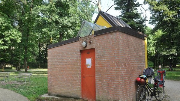 LODI «La disperata ricerca di un bagno pubblico nella nostra città»