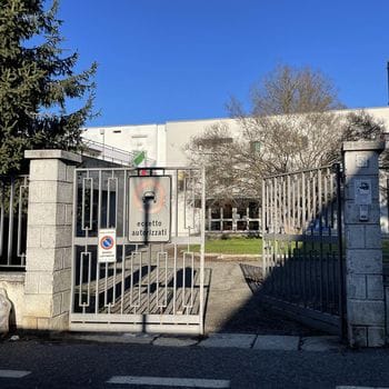 Codogno: «Il centro estivo è un forno», la protesta delle mamme