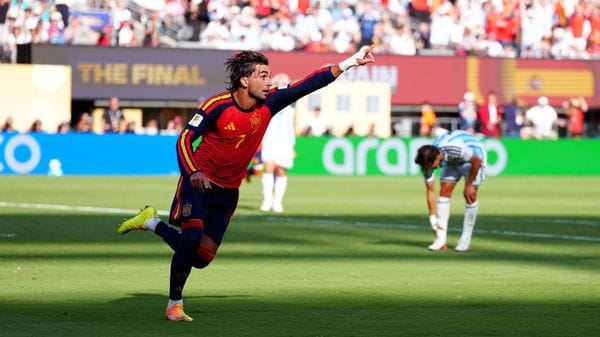Fiesta spagnola per il secondo titolo mondiale. L’Argentina di Messi si arrende ai supplementari