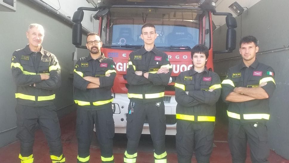 La caserma è scoperchiata ma i vigili del fuoco di Melegnano restano operativi