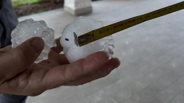 Un’altra tempesta sul Lodigiano, all’alba si scatena una violenta grandinata VIDEO 