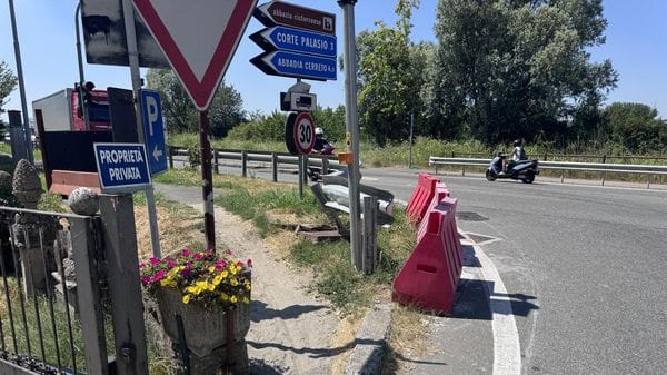 Corte Palasio: l’ingresso ciclabile da Cadilana è una roulette russa - VIDEO
