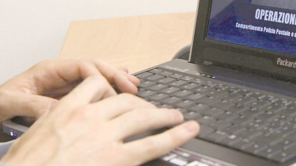 Due uomini arrestati nel Lodigiano per pedopornografia su Internet