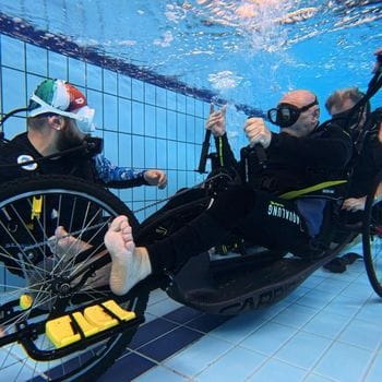 Luca Cremonesi con la sua handbike pronto a superare un altro limite