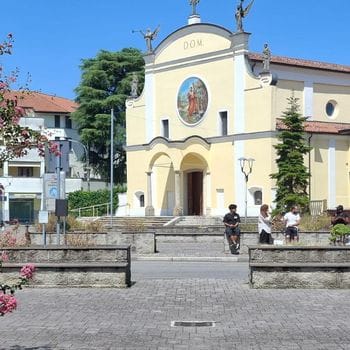Zelo, in piazza Italia sono disperati: «Non dormiamo più»