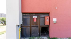 Oggi il taglio del nastro per micronido e palestra, ma i vandali sono già entrati in azione