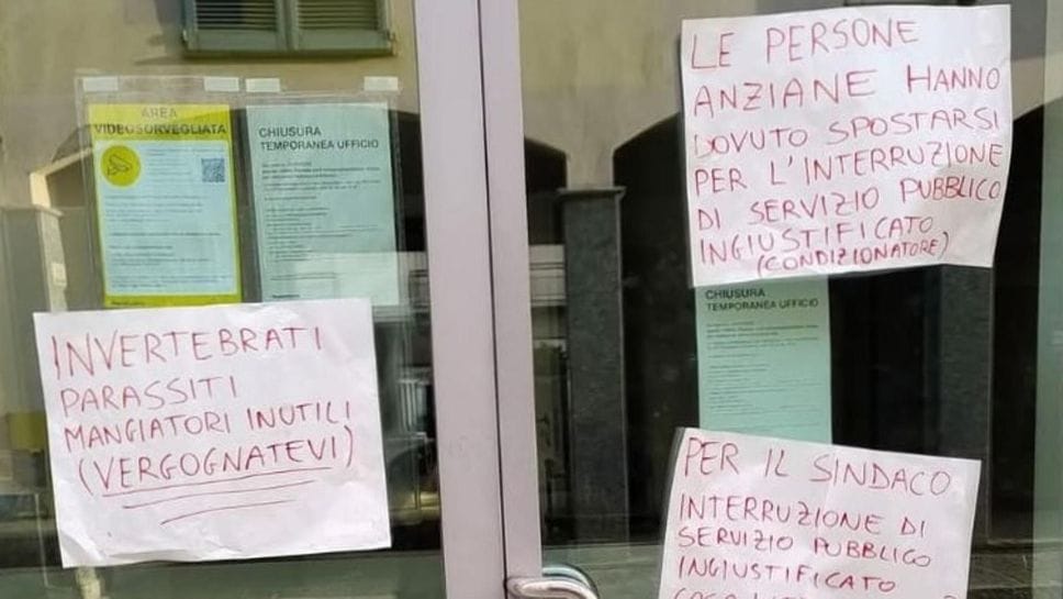 A Sant’Angelo anziani in rivolta per la chiusura dell’ufficio postale
