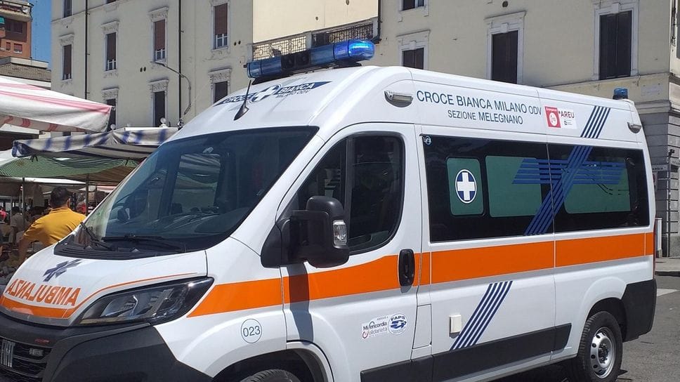 Melegnano: ottantenne derubata mentre acquista il pollo al mercato, si sente male