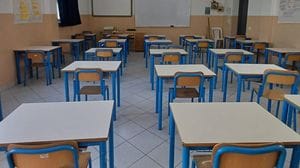 «I nostri ragazzi trasformati in numeri dalla scuola»